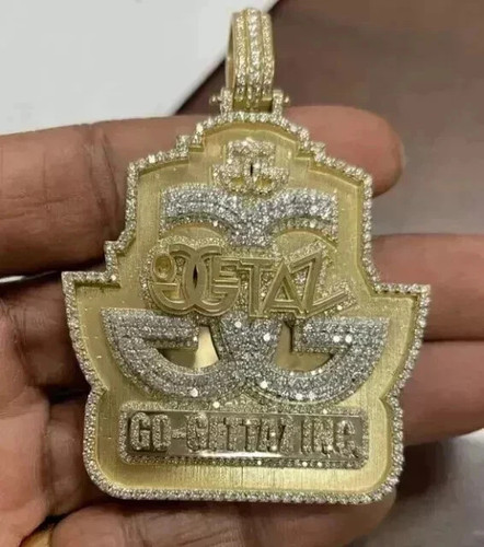 Ciondolo uomo moissanite